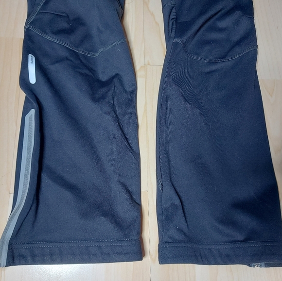 MEC Black Athletic Outdoors Leggings - Picture 2 of 11